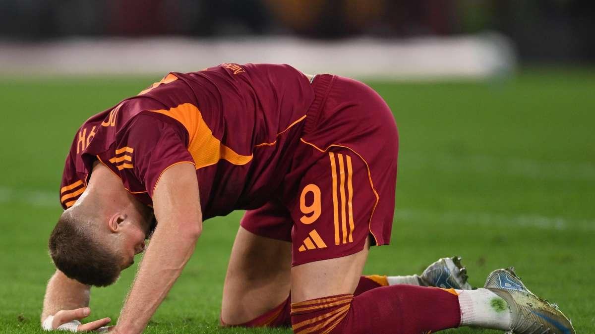 Roma-Viktoria Plzen - Fischi assordanti per Dovbyk