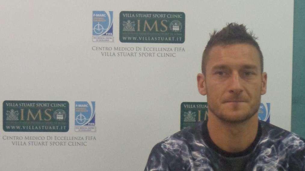 Esami per Francesco Totti a Villa Stuart, nuovi accertamenti tra una settimana. FOTO!