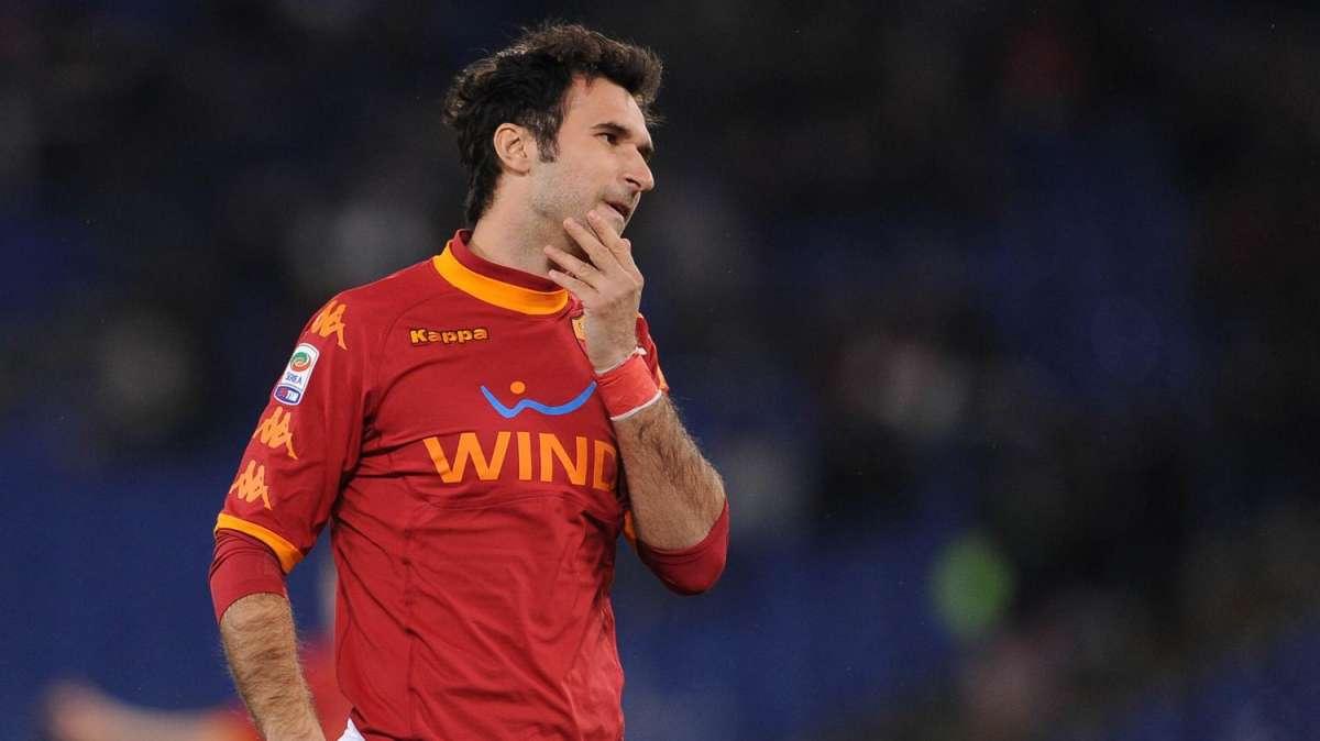 Ag. Vucinic: "Mirko non si muove da Roma, almeno fino a giugno"