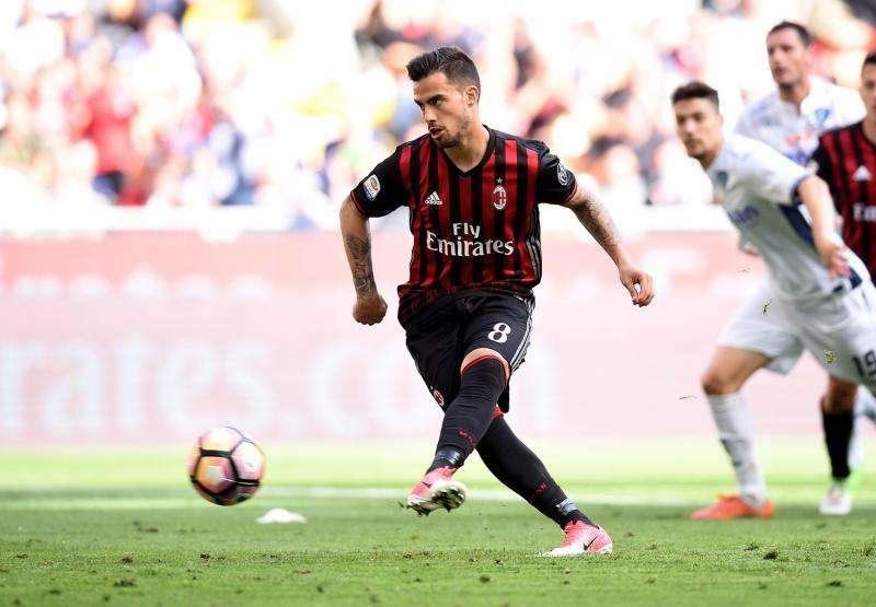 Milan, più vicina la permanenza di Suso