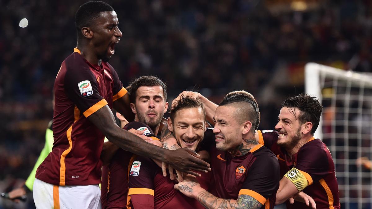 Accadde oggi - Miracolo Totti all'Olimpico. Zavaglia: "La Lodigiani lo aveva ceduto alla Lazio". Pirlo: "Baldini non mi parlava degli americani, mi sono insospettito"