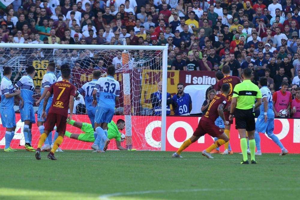 Derby anticipato alle 15? Lunedì la decisione