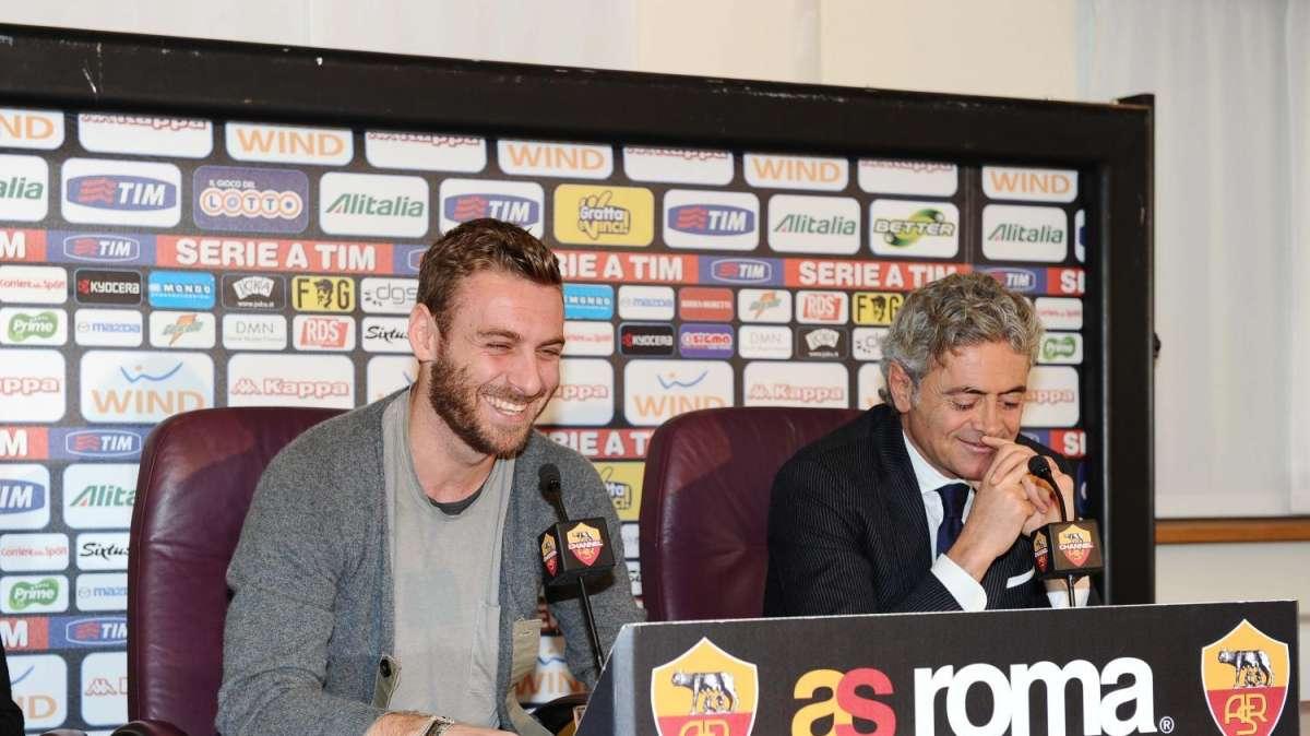 Baldini: "Non c'è nessuna clausola rescissoria sul contratto di De Rossi. Daniele non ha firmato per denaro, ma per vincere"