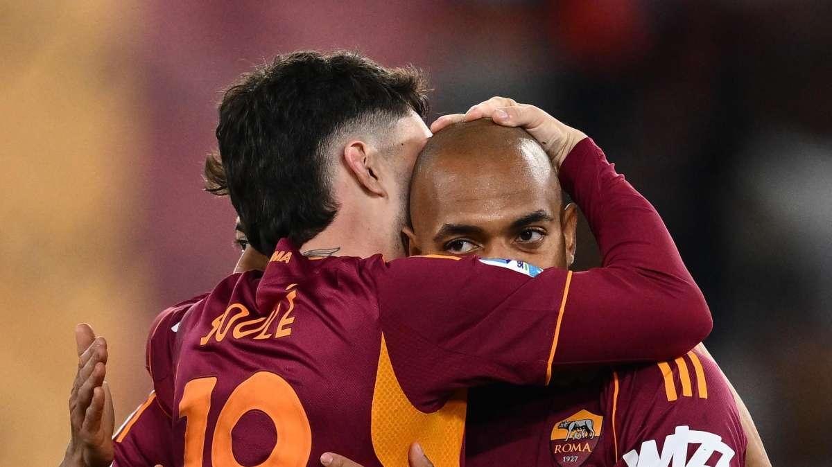 Roma-Pisa 3-0 - La gara sui social: "Da quanti anni non vedevamo un attaccante così. Se Ranieri per difendere Massara deve mettere il muso può andare via insieme a lui"