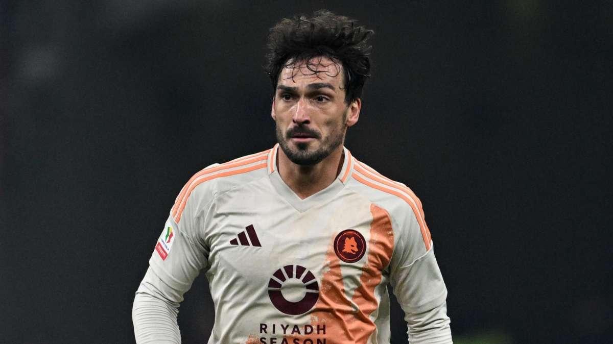 Hummels: "Ranieri? La combinazione tra allenatore e squadra funziona molto bene. Amo la connessione tra i tifosi e la squadra"