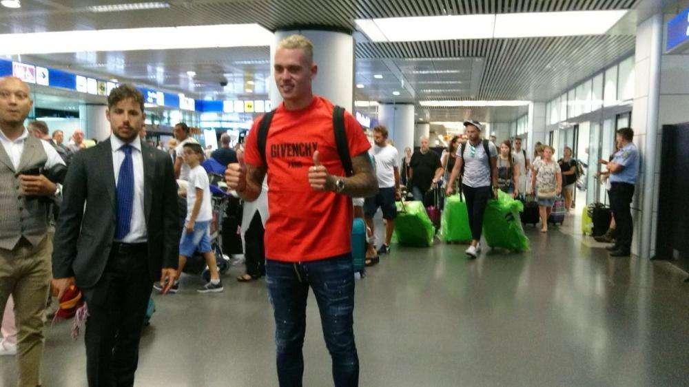 Feyenoord, Karsdorp: "Non ho dormito perché è stato tutto molto veloce. Voglio scendere in campo con i miei compagni"