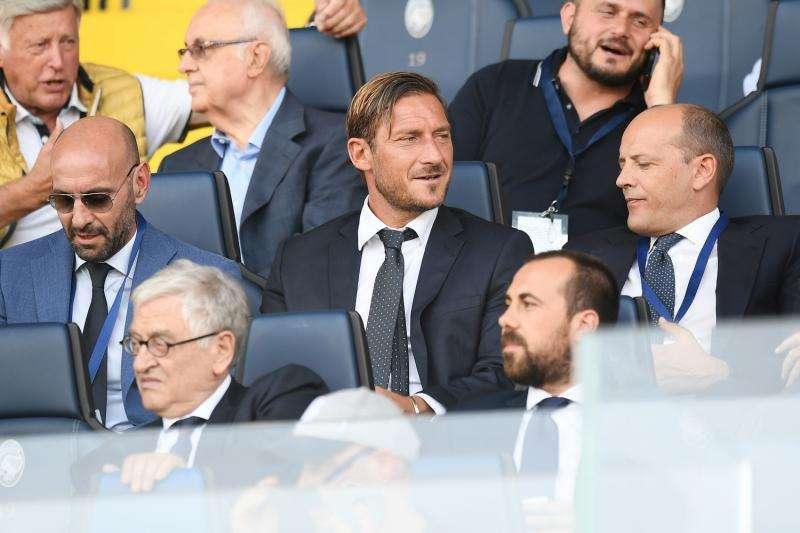 Totti si muove per Schick