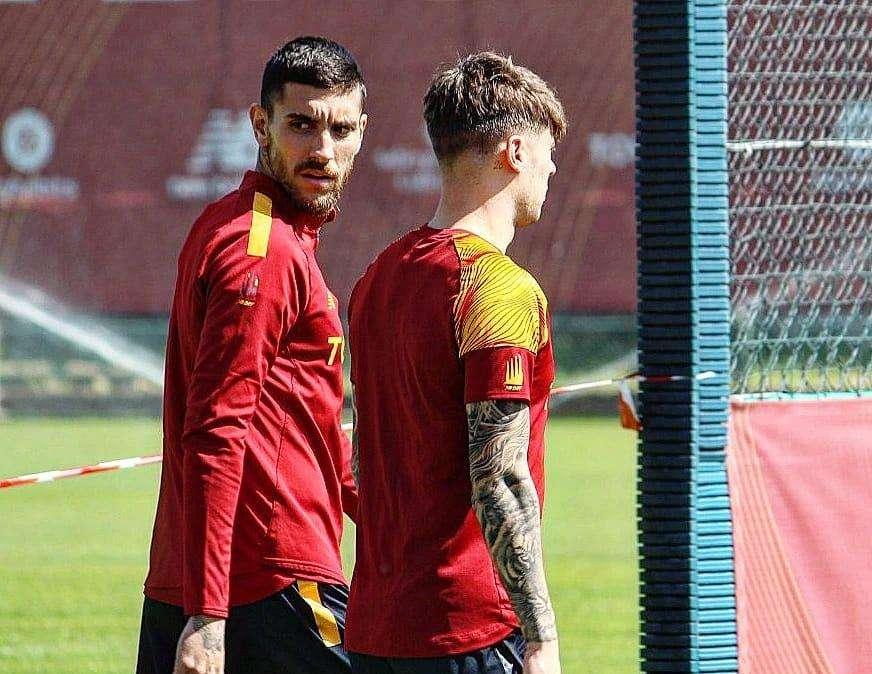 TRIGORIA - Zalewski vince la partitella e festeggia: "Campioni"