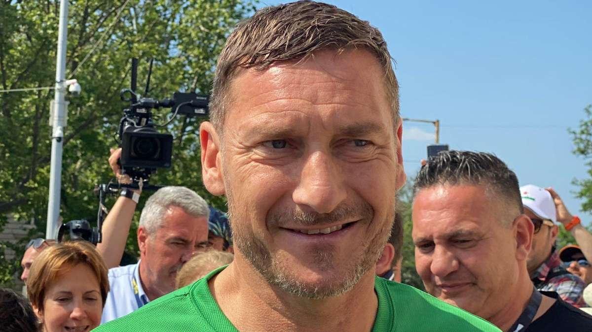Totti: "Spero che la Roma possa tornare grande. Ranieri? Uno dei pochi che riesce a trasmettere cose positive". VIDEO!
