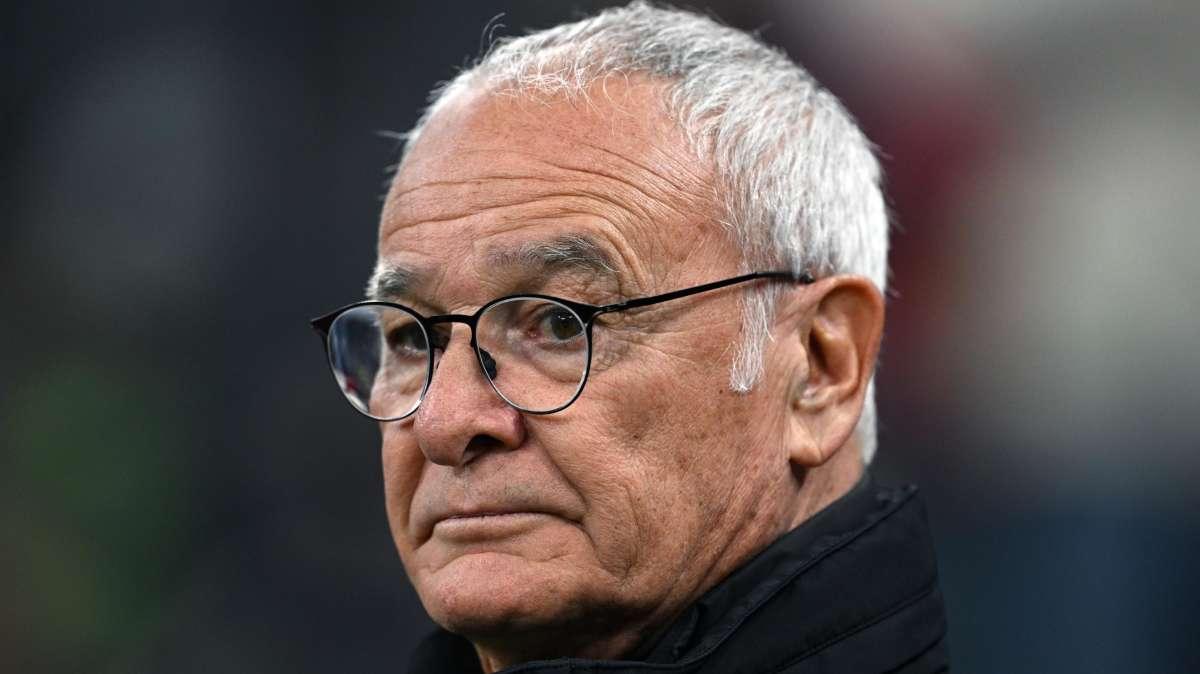 Ranieri: "Il Napoli è una macchina perfetta. Ho fatto sei cambi per tenere testa a questa squadra che sta facendo veramente bene"