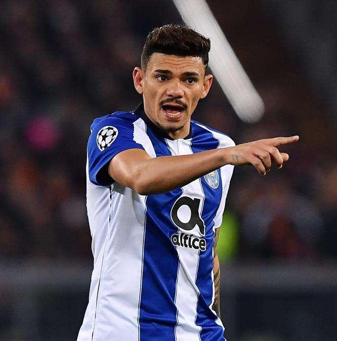 Tiquinho Soares possibile con lo sconto