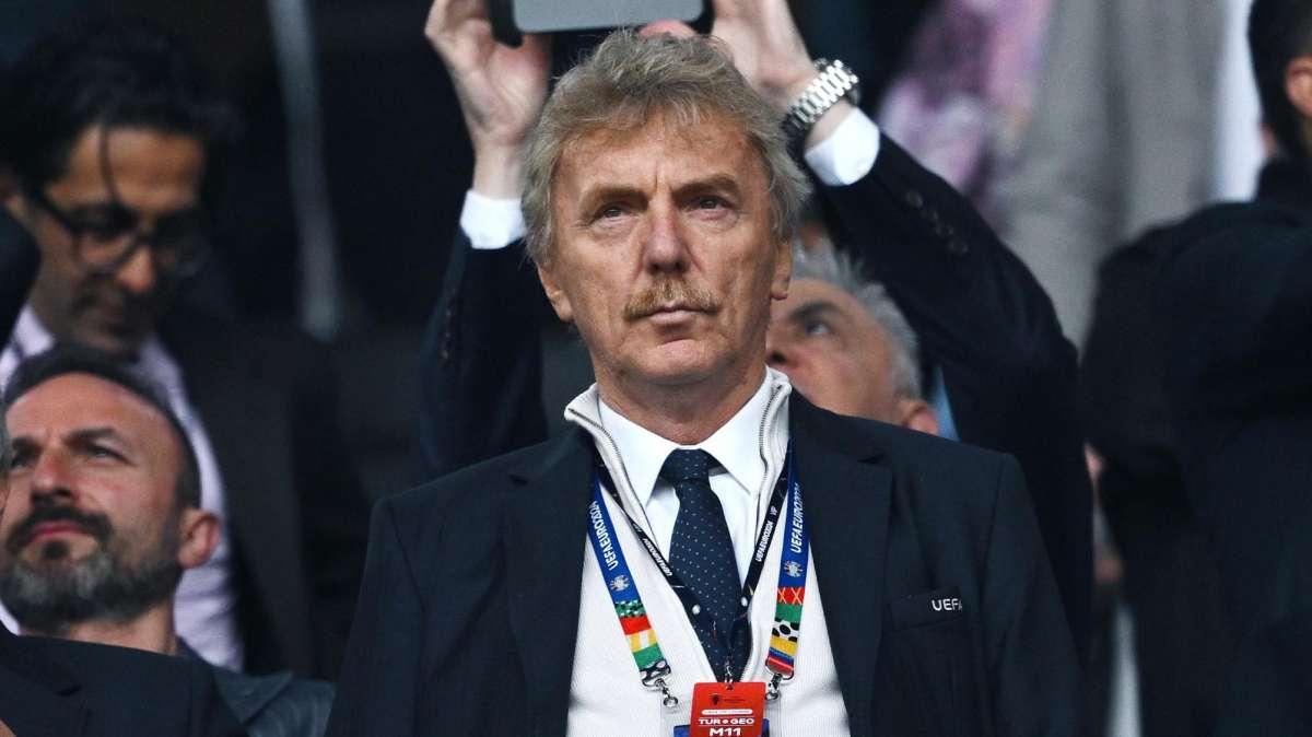 Boniek: "Torna DDR?"