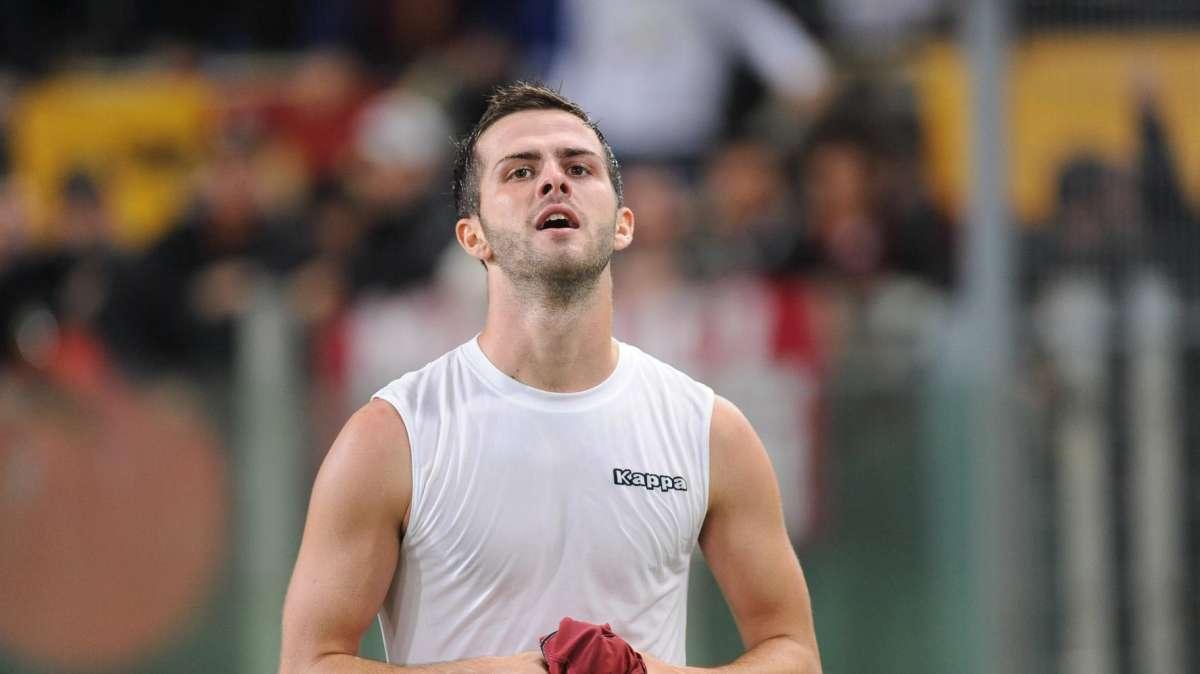 Pjanic: "Sono felice, sto bene, mi piace la posizione. Dopo il derby serviva una reazione"