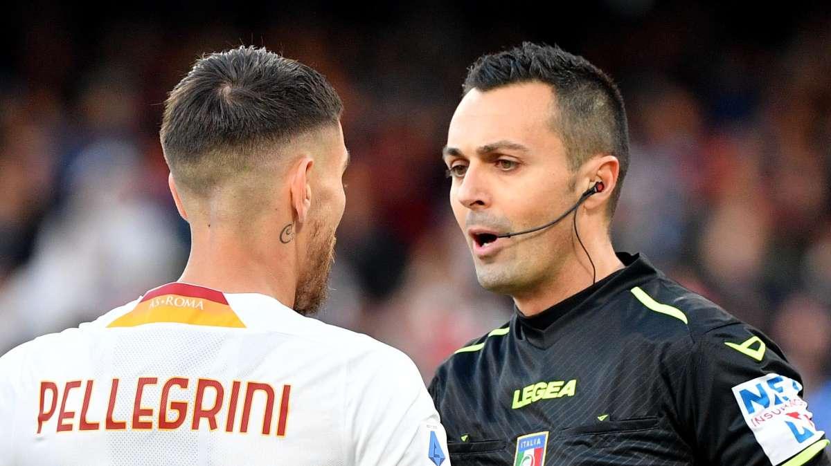 Napoli-Roma 1-1 - La gara sui social: "Con un arbitro onesto avremmo vinto, Di Bello ha fatto il protagonista"