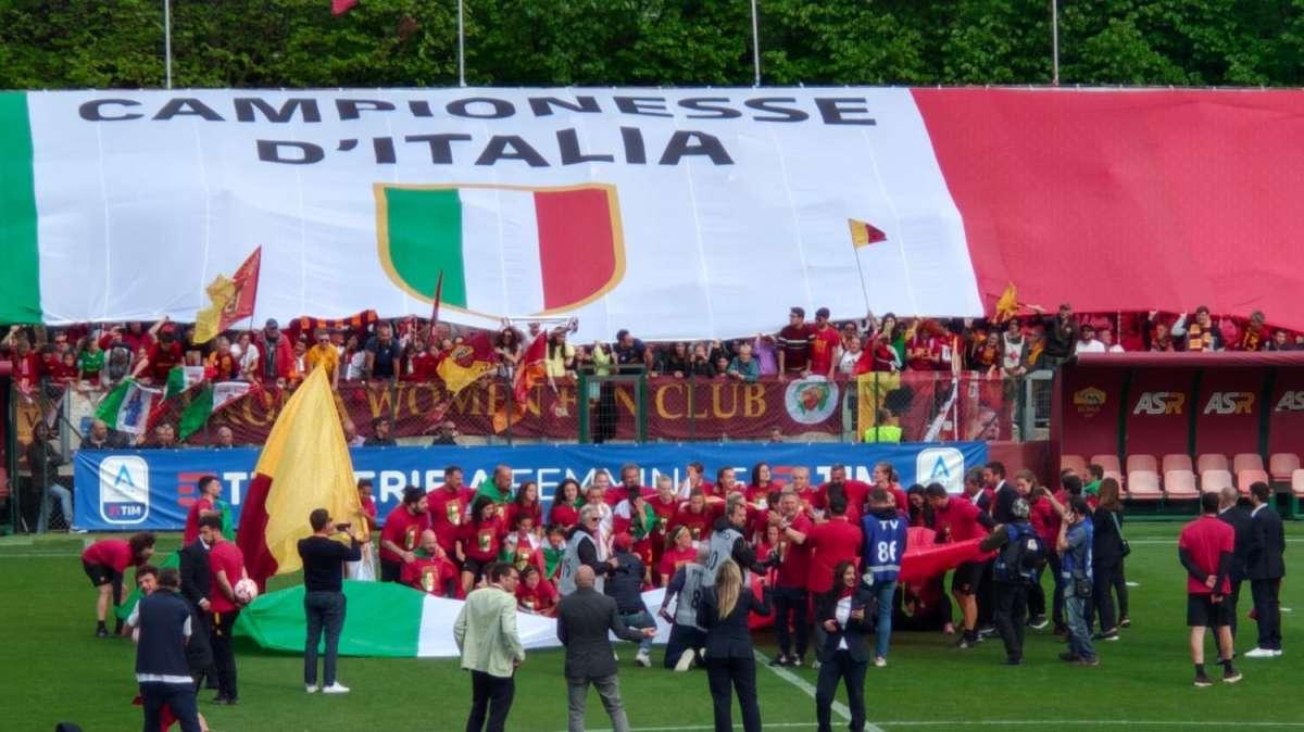 I festeggiamenti della Roma Femminile Campione d'Italia. FOTO!