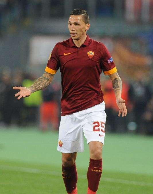 Cholevas verso il Watford. Offerta di 2,5 milioni. L'agente a VG: "Non c'è niente di fatto, ora pensa solo alle vacanze"
