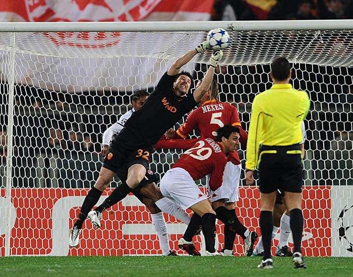 E' la Roma la squadra che incassa più gol nei 30' finali