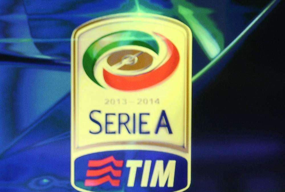 Serie A - Colpo Napoli a Firenze, la Juventus annienta il Catania. Continua a volare il Verona, pari show tra Livorno e Torino