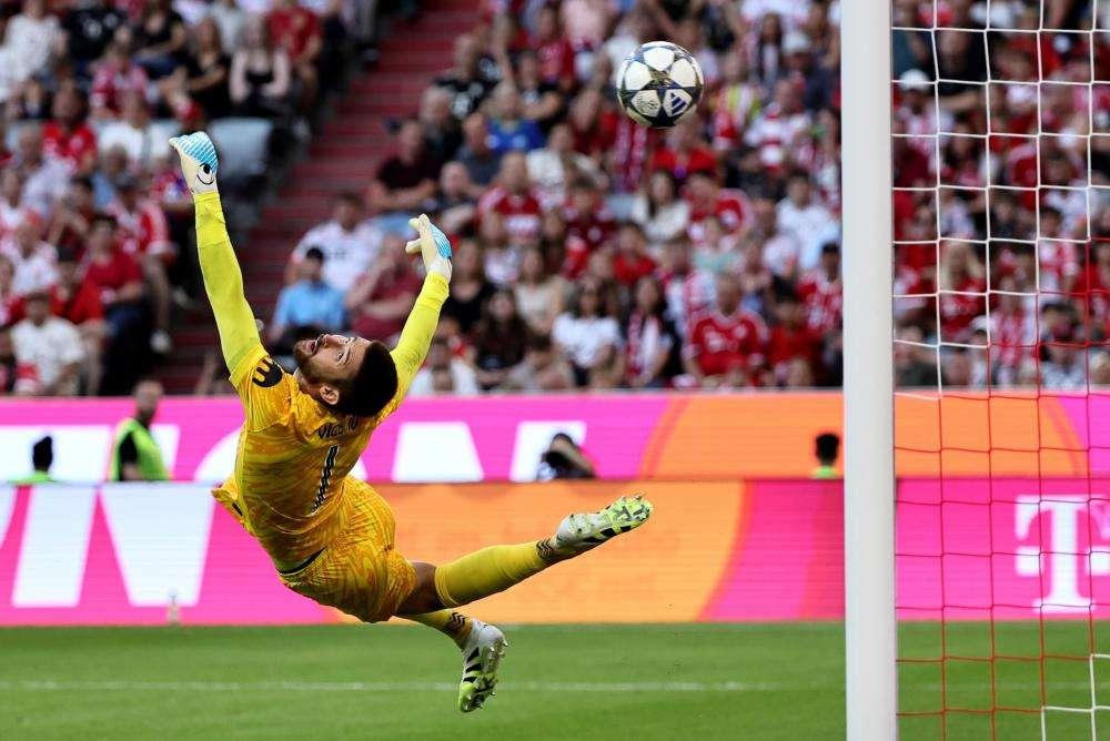 Tottenham, Vicario: "Donnarumma mio capitano in Nazionale, spero risolva"