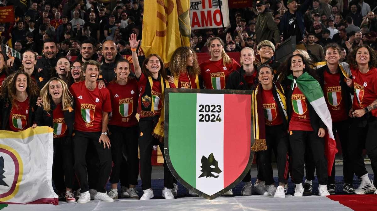 FIFA: "Nel 2026 la prima Coppa del Mondo femminile per club"