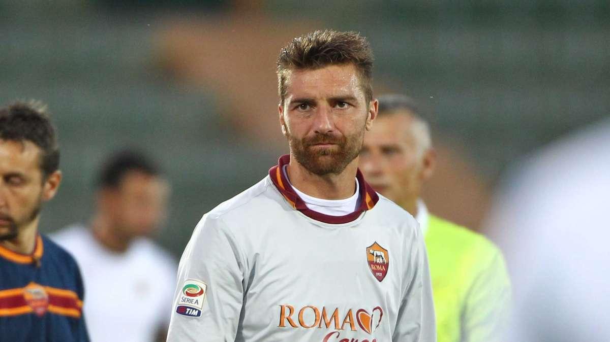 Facebook - De Sanctis operatore per il "Centro Servizi AS Roma". FOTO!