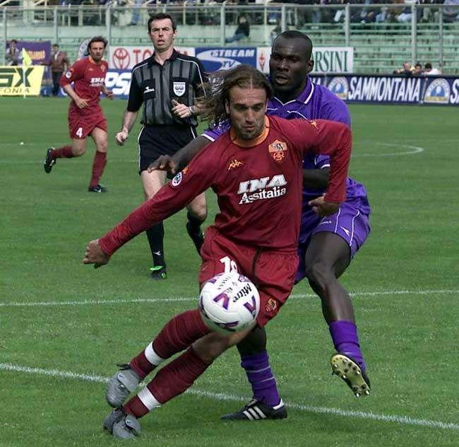 Batistuta: "Sono in attesa di una protesi alla caviglia"