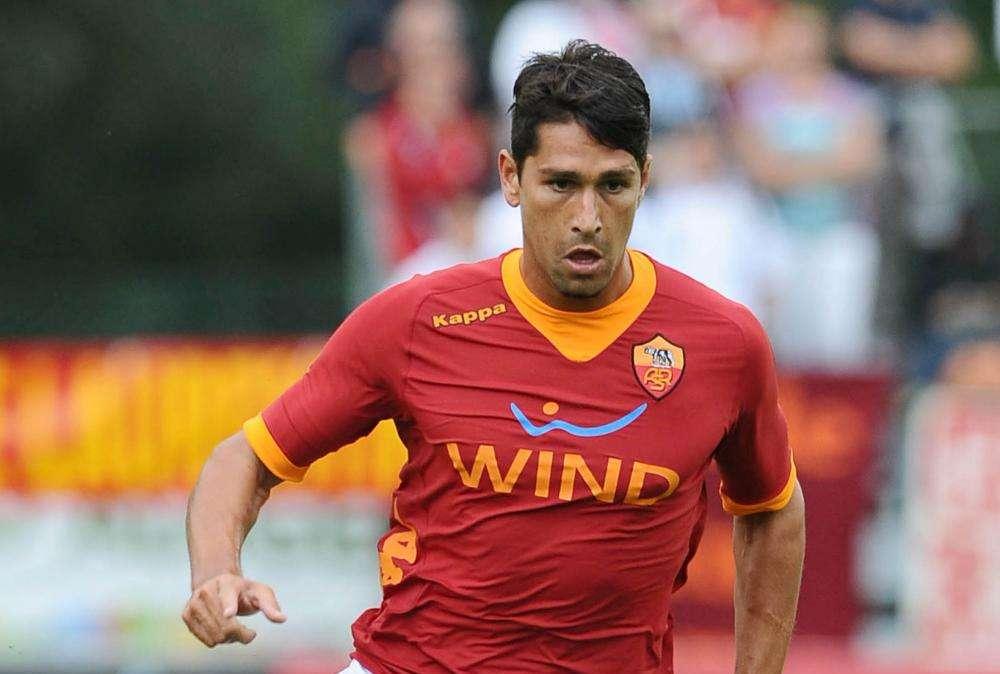 Scarnecchia: "Metterei Borriello unica punta"