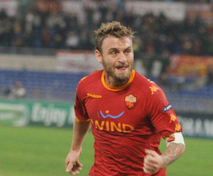 Daniele De Rossi, il coraggio di ricordare L'Aquila
