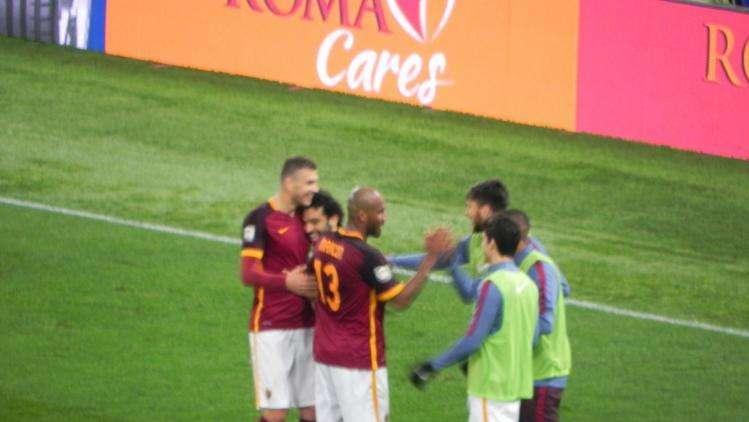 Roma-Palermo 5-0 - Manita giallorossa, doppiette per Dzeko e Salah, torna in campo Strootman. FOTO!