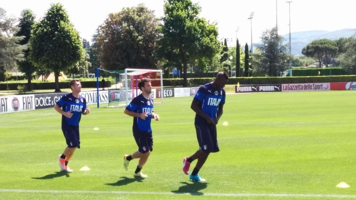 Coverciano, insulti razzisti a Balotelli: "Succede solo a Roma e Firenze"