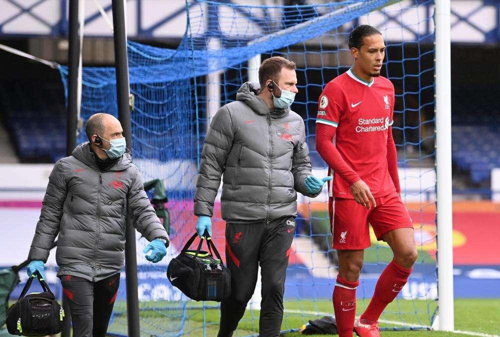 Olanda, van Dijk rinuncia agli Europei