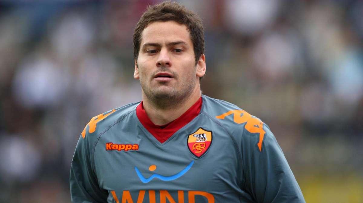 Julio Sergio in giallorosso fino al 2014