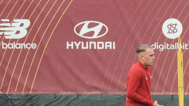Calciomercato Roma - Karsdorp verso la cessione: i club interessati