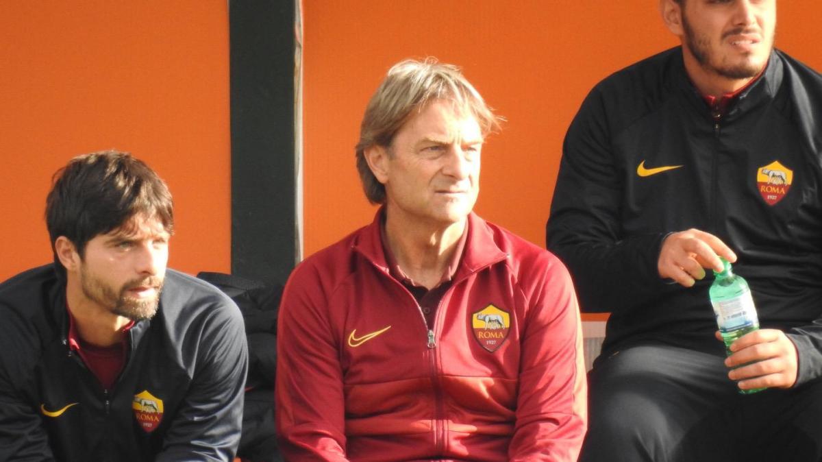 Primavera, De Rossi: "Basta prestazioni altalenanti, dobbiamo tornare a vincere perché è giusto così"