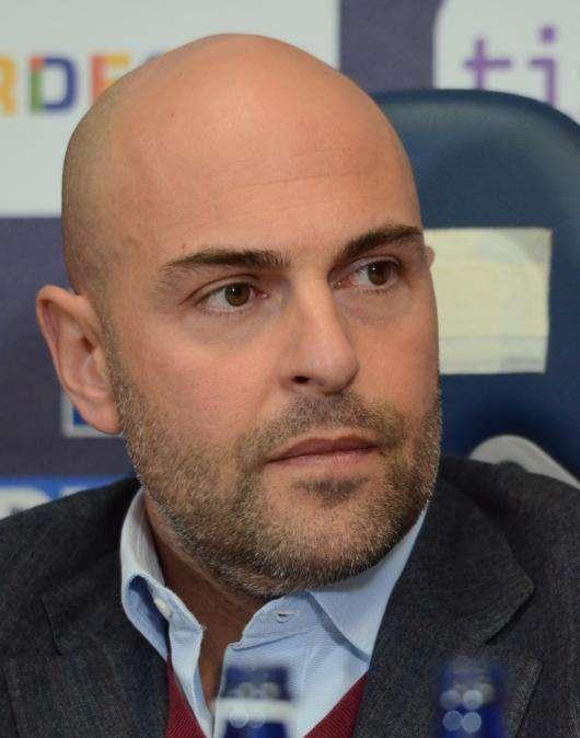 Cagliari, Giulini: "Ci sono difficoltà per Nainggolan,  altrimenti sarebbe già della Roma"