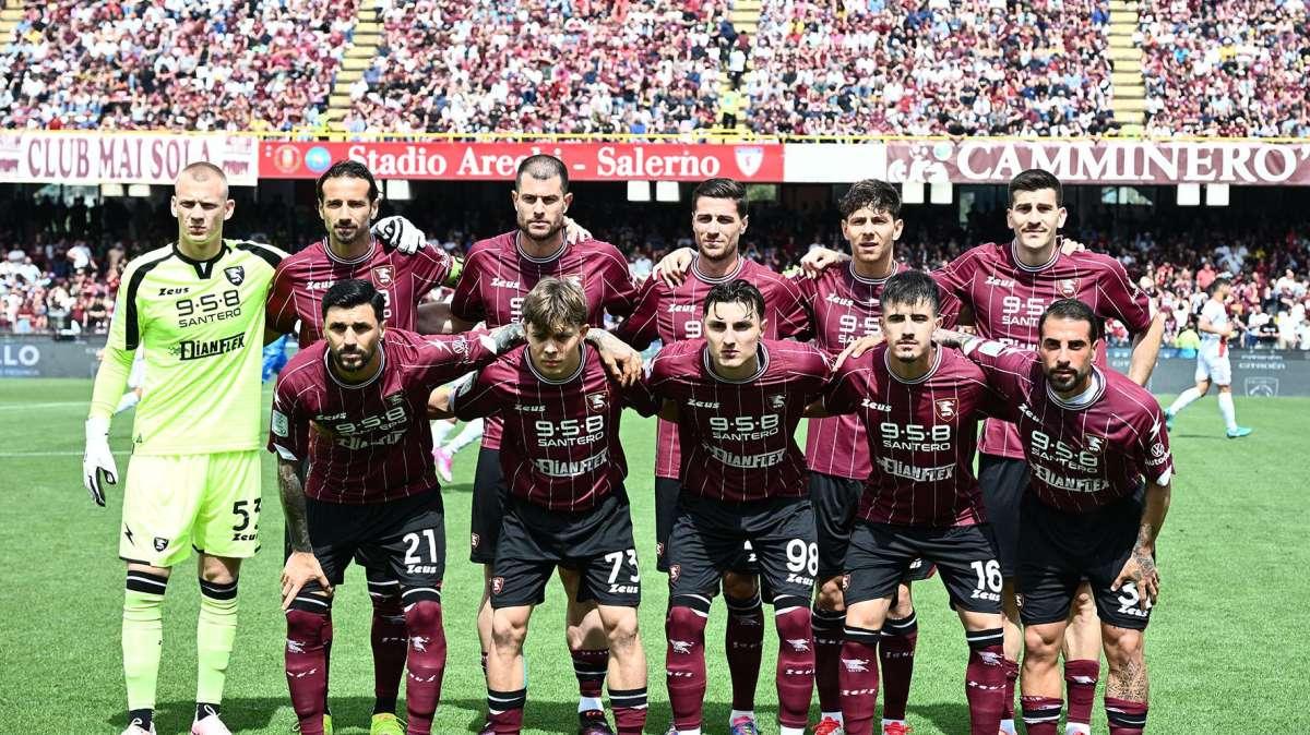 14 tesserati Salernitana in ospedale dopo match con Samp