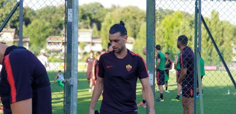 Trigoria, Pastore e Perotti in campo alle 17
